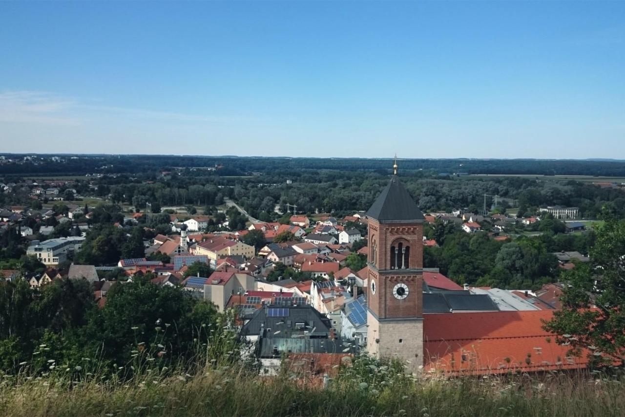 Helles Apartment Fuer 1-2 Pers. Mit Parkplatz Und Wifi Kraiburg am Inn Экстерьер фото